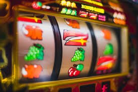 Tampilan sistem bonus dan cashback mingguan di aplikasi hagoslot